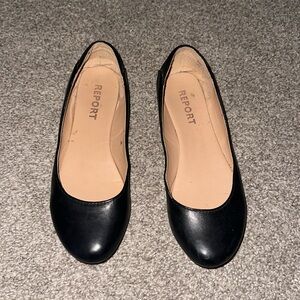 Women’s Black Flats. Size 8